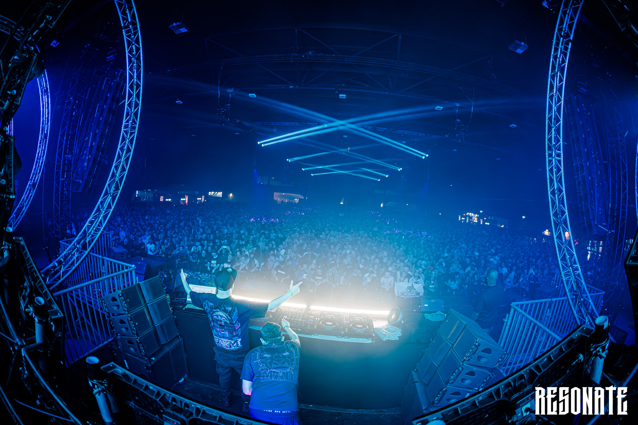 DJ Alien T playing a set in front of a large crowd at the festival Resonate